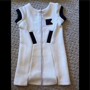 Karl Lagerfeld 4T beige dress